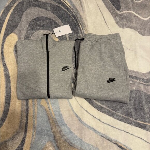 Nike Sportswear Tech Fleece Full-Zip Hoodie & Joggers Set Grey Mens Size Large - Picture 1 of 7